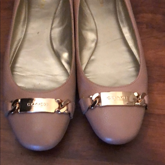 Nude flats - Picture 2 of 3